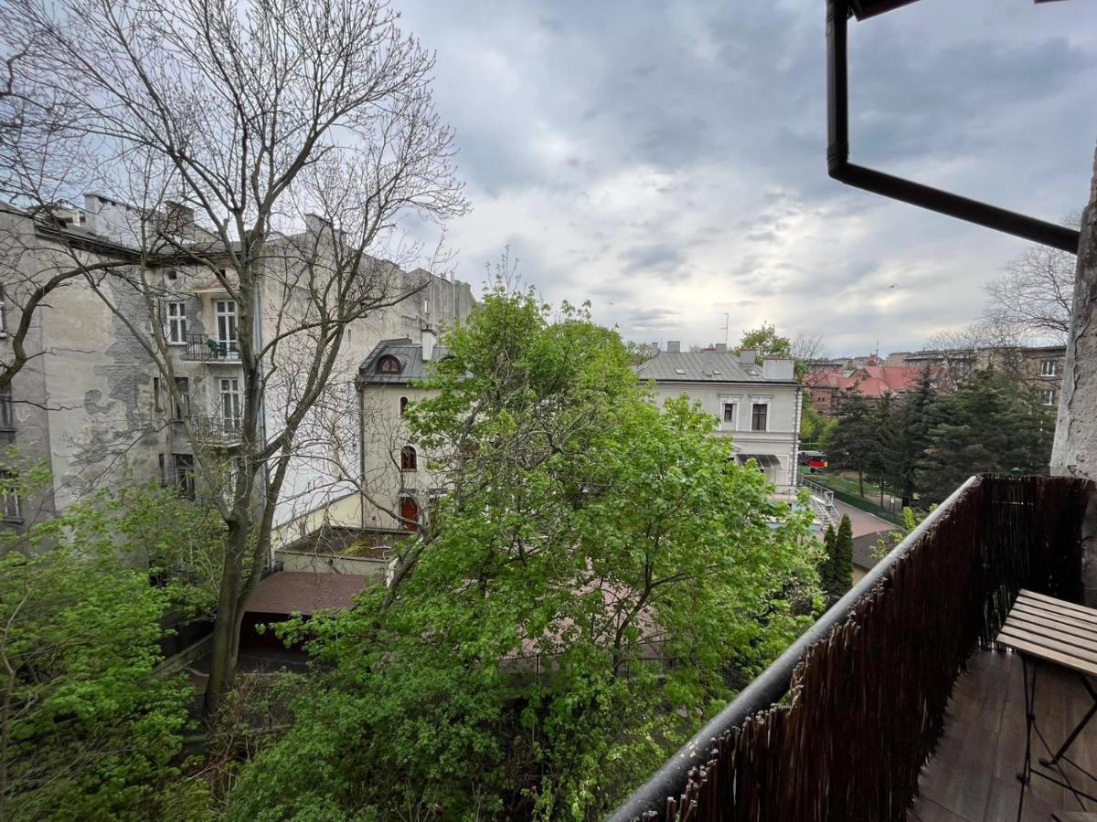 Classy Old Town Apartment - By Upstairs Краків Екстер'єр фото